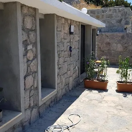 Sessiz Ve Ferah Tatil Evi Oezel Teras